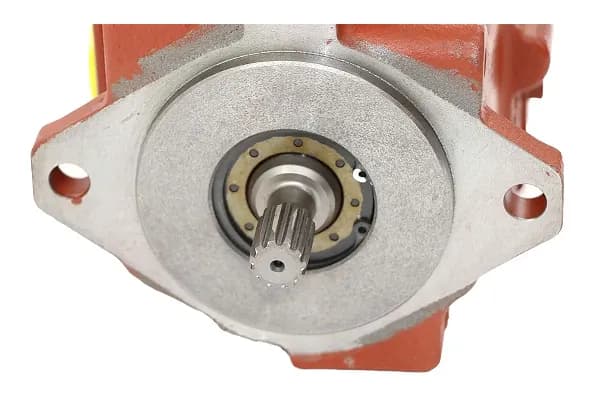 Hydraulic pump Bobcat 323, view 2