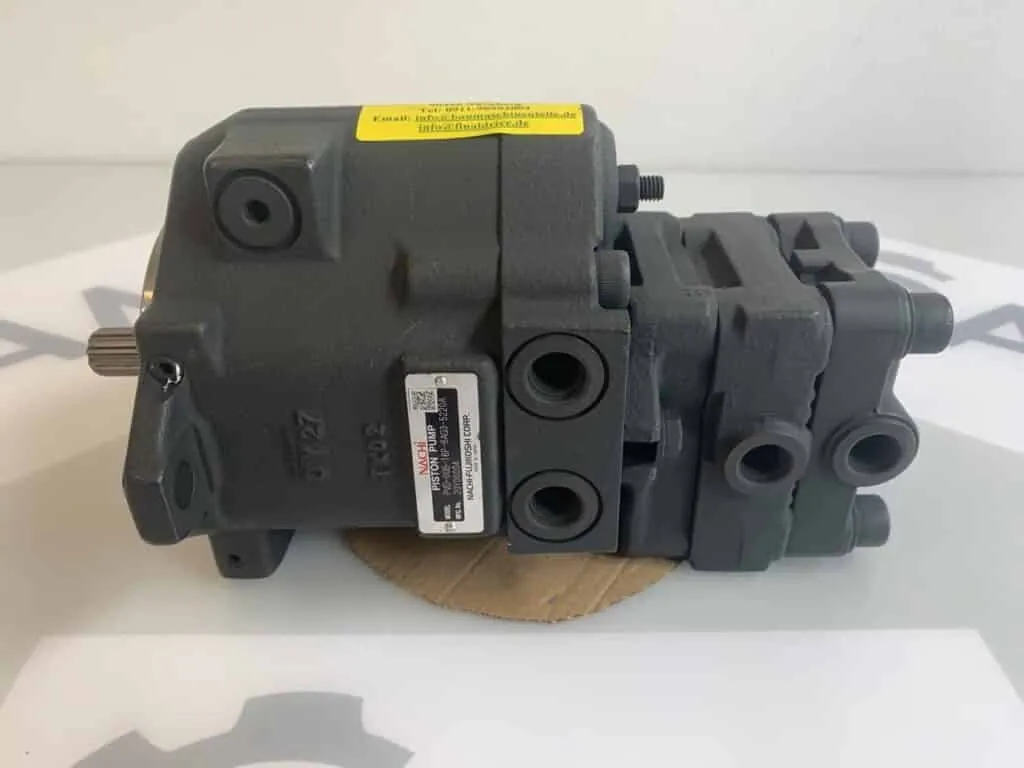 Hydraulic pump Caterpillar 301.6C, view 2