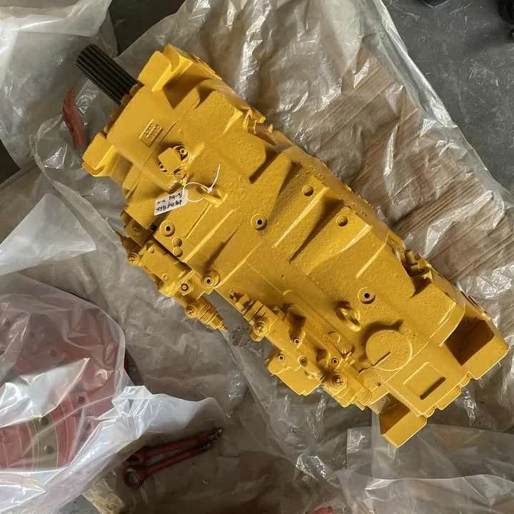 Hydraulic pump Caterpillar 390FL, view 4