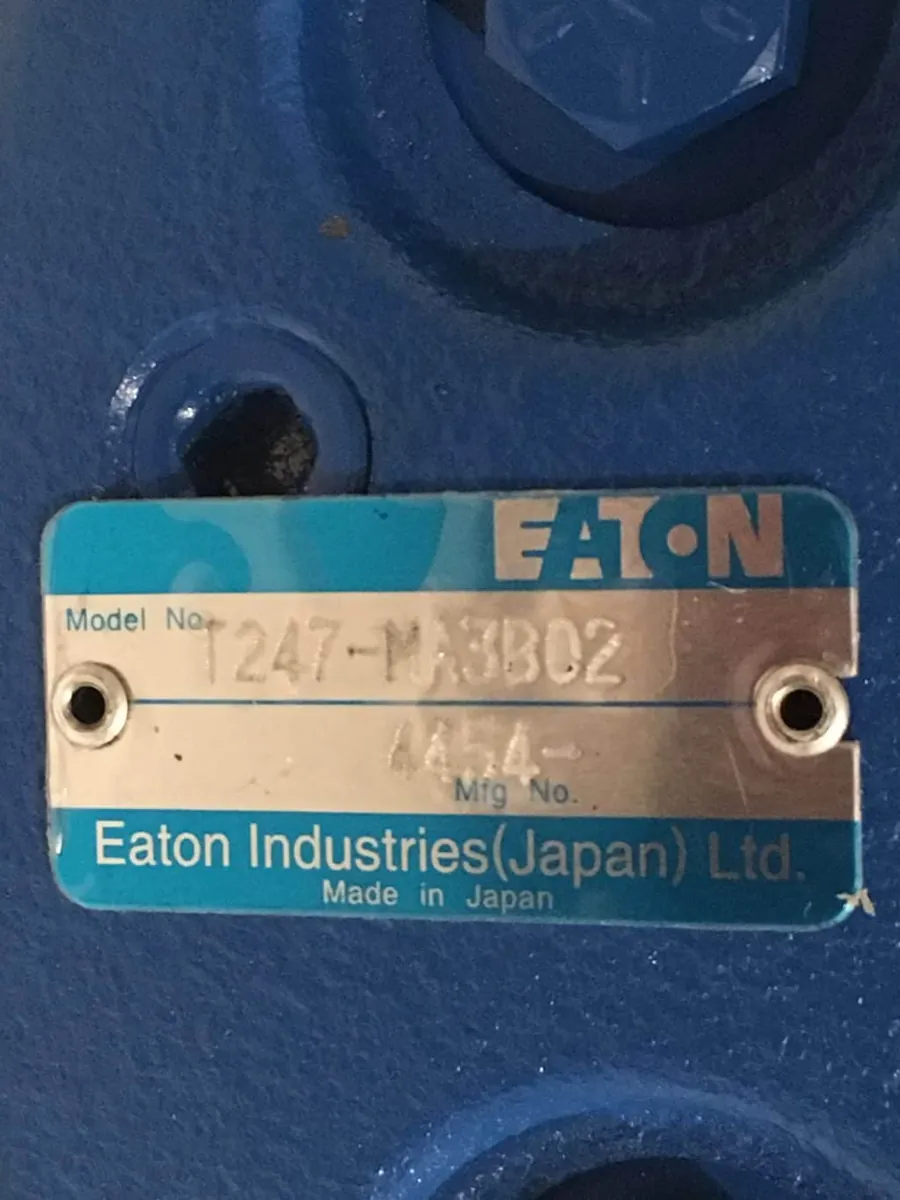 Schwenkmotor Takeuchi TB016, Ansicht 5